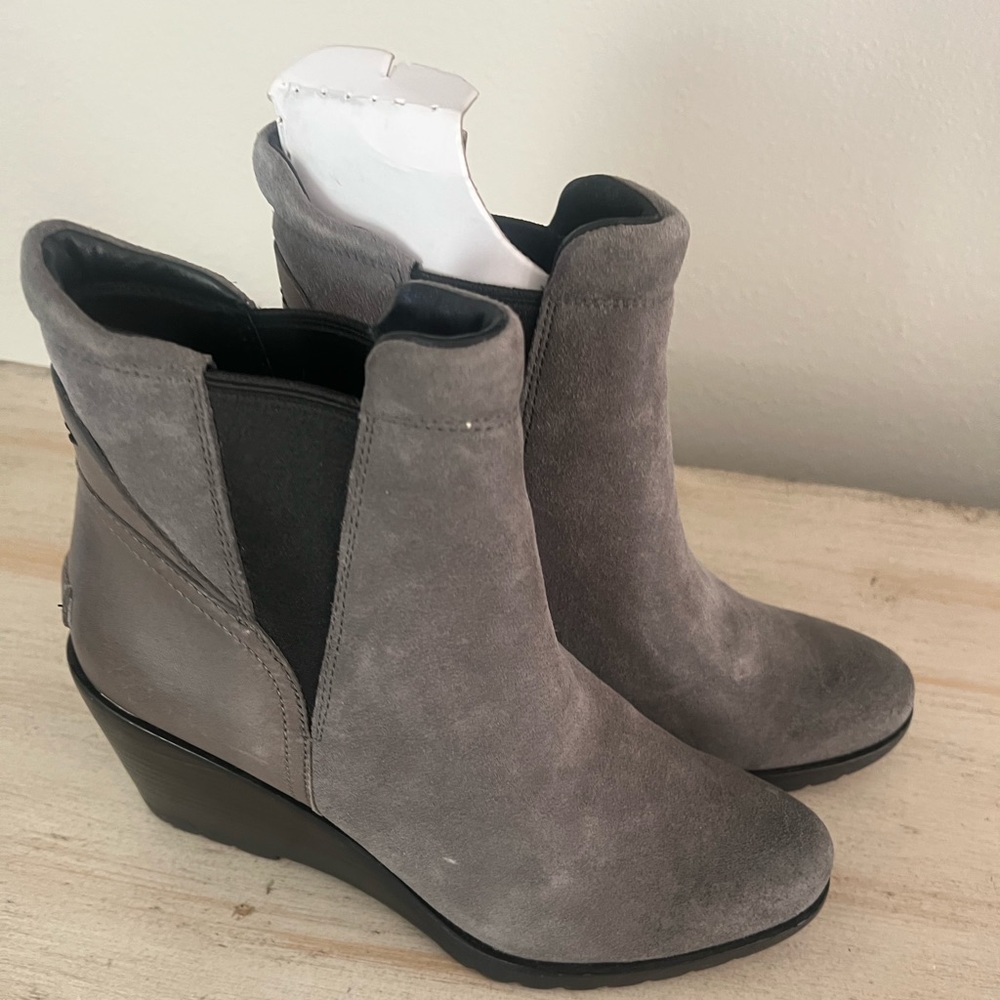 Sorel boots BRAND NEW Chelsea